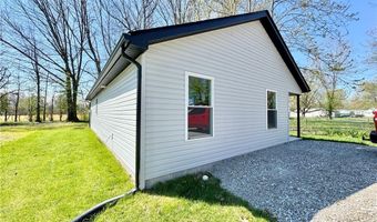 358 Oak St, Austin, IN 47102