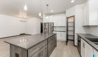 2408 E Brek St, Brandon, SD 57005