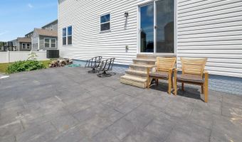 20 Thoreau Dr, Ashville, OH 43103