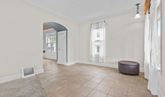 808 E HANCOCK St, Appleton, WI 54911