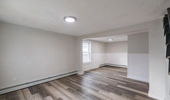 27 Flanders St, Auburn, ME 04210