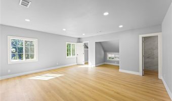 379 Buena Loma, Altadena, CA 91001