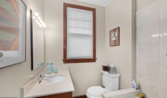 3411 33RD Pl NW, Washington, DC 20008