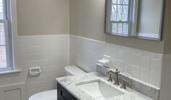 80 Carmel Rd 5, Andover, MA 01810