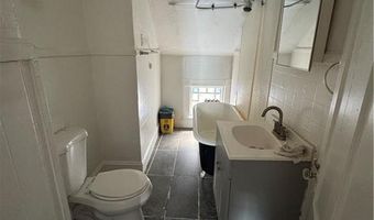 545 Park Ave, Cranston, RI 02910