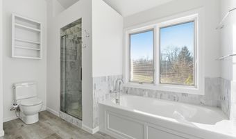 4537 W Black Oak Cir, Angola, IN 46703