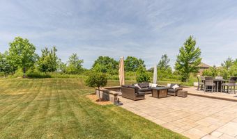 2376 Westbrooke Cir S, Ann Arbor, MI 48105