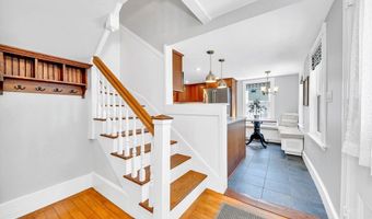 31 Ashton St, Beverly, MA 01915