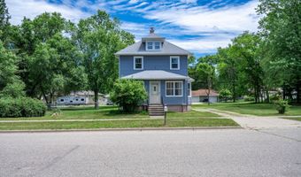 132 S Walker St, Adams, WI 53910