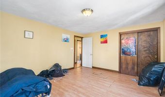 389 Douglas Pike, North Smithfield, RI 02896