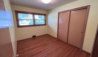 1530 S Dakota St, Aberdeen, SD 57401