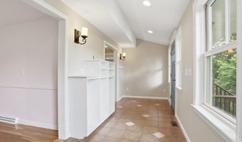 39 Ethan Allen Dr, Acton, MA 01720