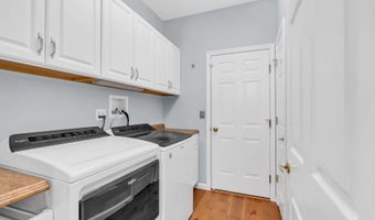 5 Minot Light Ct, Barnegat, NJ 08005