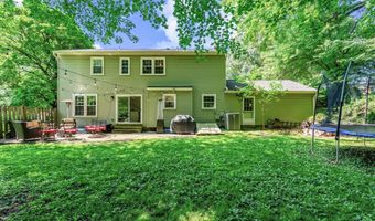 8614 BRAEBURN Dr, Annandale, VA 22003