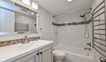1300 ARMY NAVY Dr 425, Arlington, VA 22202