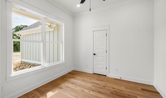 32 S Cheshnut Dr, Bella Vista, AR 72714