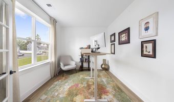 5 Melinda Ct, Bayville, NJ 08721