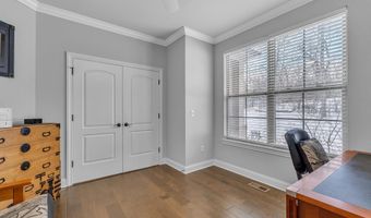 1091 Green Rd, Ann Arbor, MI 48105