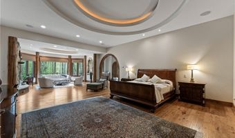 805 Cascades Dr, Aurora, OH 44202