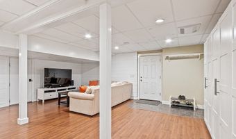 74 Charter Rd, Acton, MA 01720