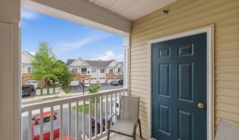 43905 HICKORY CORNER Ter 105, Ashburn, VA 20147