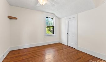 102 Courtland Ave, Asheville, NC 28801
