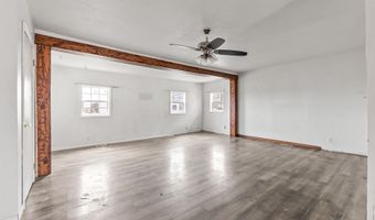 1858 W Auburn Dr, Auburn, IN 46706