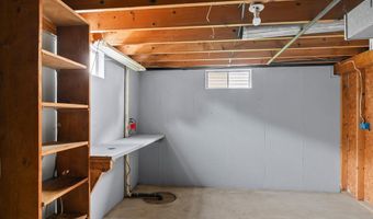 55 Villa Hgts Ct, Algoma, WI 54201