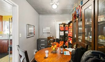 1426 W 83rd St, Los Angeles, CA 90047