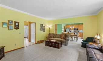 1250 Orchard Glen Dr, Amherst, OH 44001