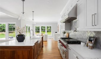 105 Princess Pine Dr, East Greenwich, RI 02818