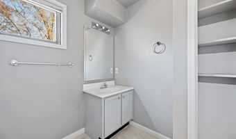 12 ROBERTS Rd, Lewes, DE 19958