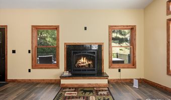 200 Falls Creek Dr, Bellvue, CO 80512