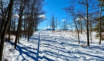 28 W Shore Rd, Babb, MT 59411