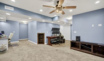 1734 S 11th St, Adel, IA 50003