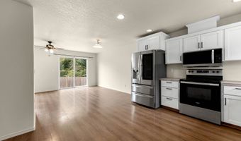 519 NE 2ND St, Battle Ground, WA 98604