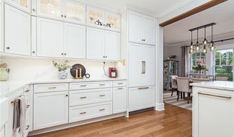 65 Spring St, North Kingstown, RI 02874