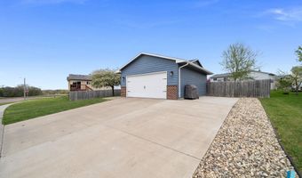 504 Adam Ave, Baltic, SD 57003