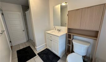 15 Kilburn Ct 15, Newport, RI 02840