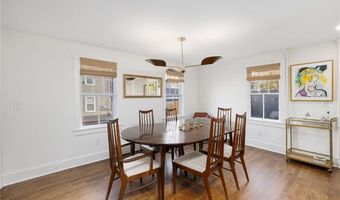 23 Mt. Vernon St, Newport, RI 02840