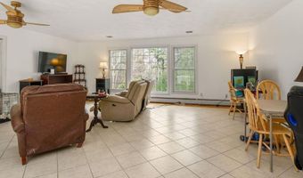 413 Hill Farm Rd, Coventry, RI 02816