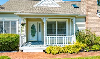 5 Kensington Pl, Albany, NY 12209