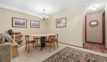 10560 SW Dennett Rd, Augusta, KS 67010