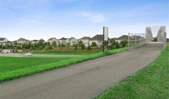 4212 Parkview Ln, Anoka, MN 55303