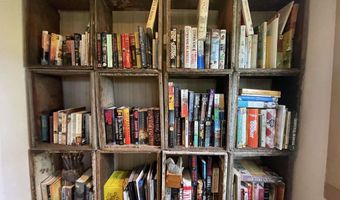 4658 N Croswell Rd, Alma, MI 48801