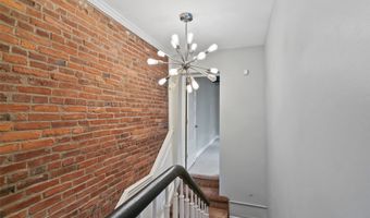 119 S 13th St, Airville, PA 15203