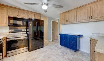 136 Juniper Ln, Berlin, CT 06037