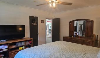2101 Robinhood Rd, Albany, GA 31707