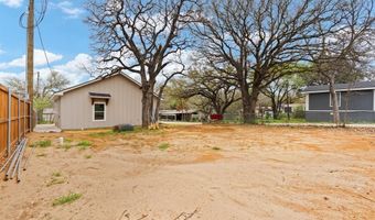 103 Red Oak St, Alvarado, TX 76009