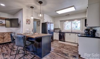 27 Apple Orchard Ln, Lake Wylie, SC 29710